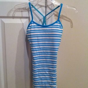 Size 2 lululemon power y tank