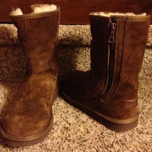 Ugg Mayfair * Like New!