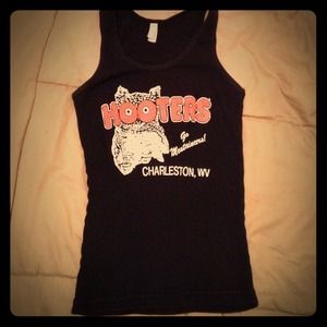 Hooters Tank
