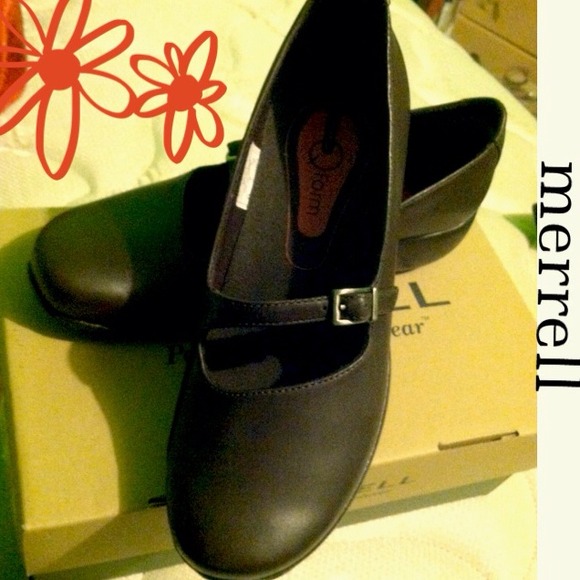 NWB Merrell Spire Emme Shoe