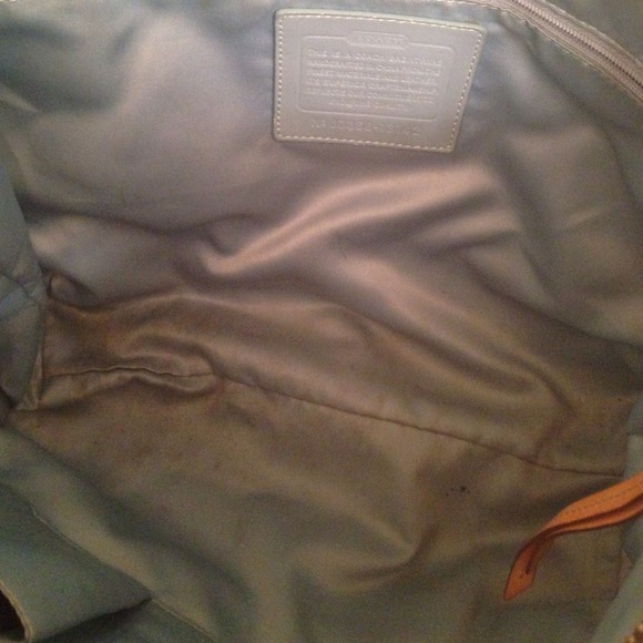 💥💥sold💥💥. Authentic Coach tote - Picture 3 of 4