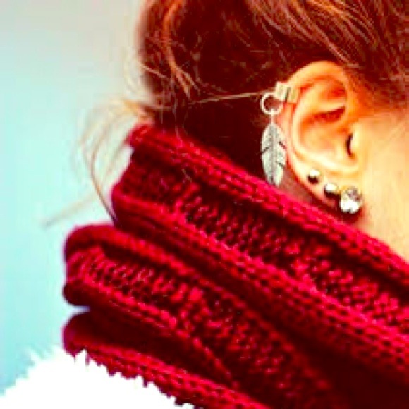 ⚡Final Sale⚡Red Knit Infinity Scarf