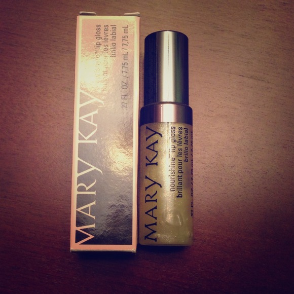NIB Mary Kay Nourishine Lip Gloss - Starry