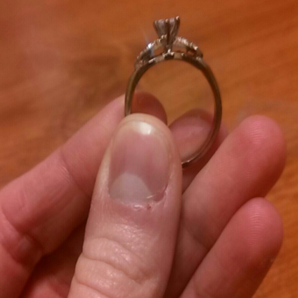 Ring - Picture 2 of 2