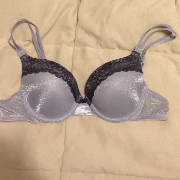 34A push-up bra