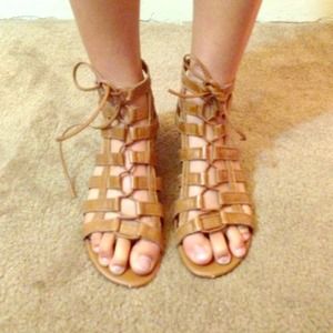 💖💛Beige gladiator wedges