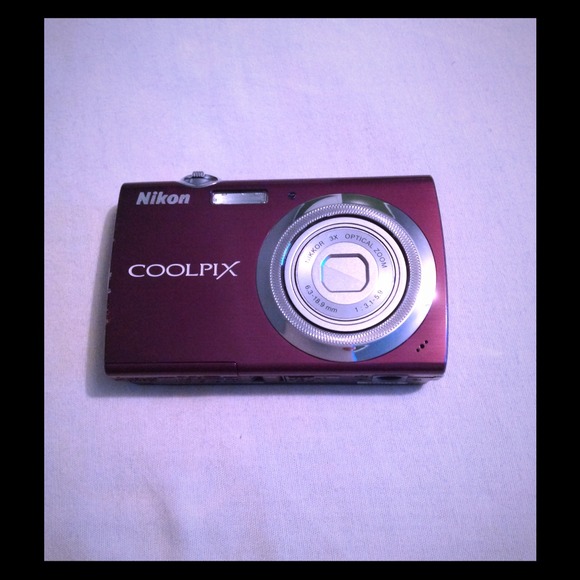 🚫SOLD🚫 Nikon Coolpix S230 10 MP Digital Camera