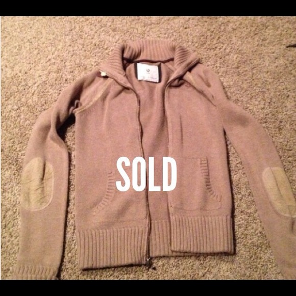 ****SOLD****Brown sweater