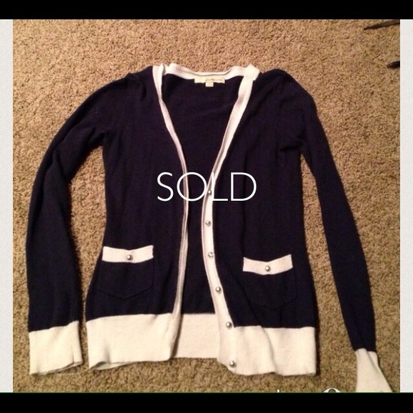 🎀SOLD🎀Navy blue and white cardigan