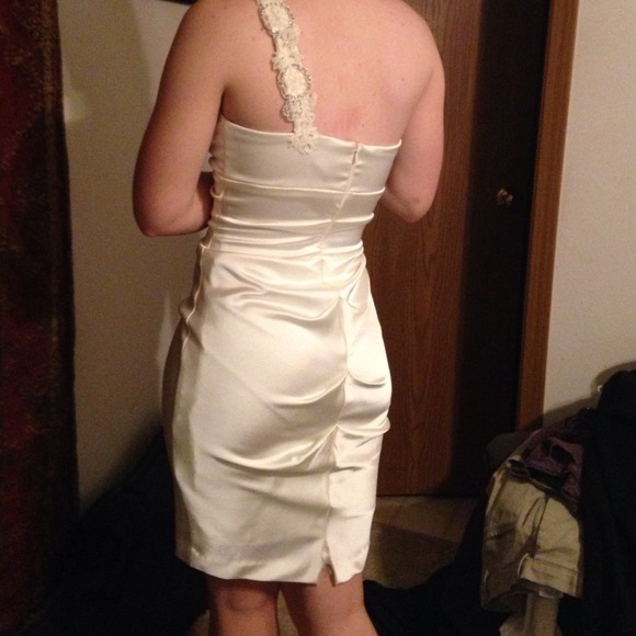 Off white cache dress - Picture 4 of 4