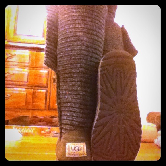 😝Knitted uggs😝