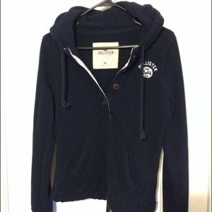Hollister Pull Over EUC