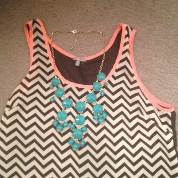 Tank - Picture 4 of 4