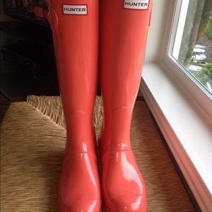 Original tall crimson pink gloss hunter rain boots