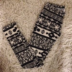 Aztec leggings