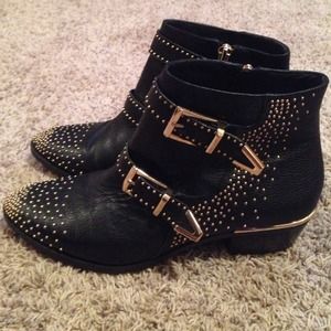 Vince Camuto Tema 7.5