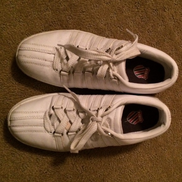 Woman's K-Swiss