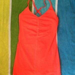 Lulu lemon tank