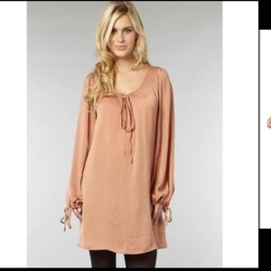 Dorothy Perkins- Camel Peasant Tie Neck Dress NWOT