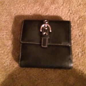 🎄🎄HOLD🎄🎄Authentic small Coach wallet