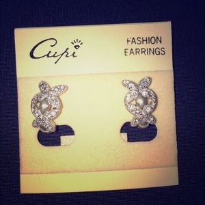 Jewelry - Ear rings Jewelry - Ear rings