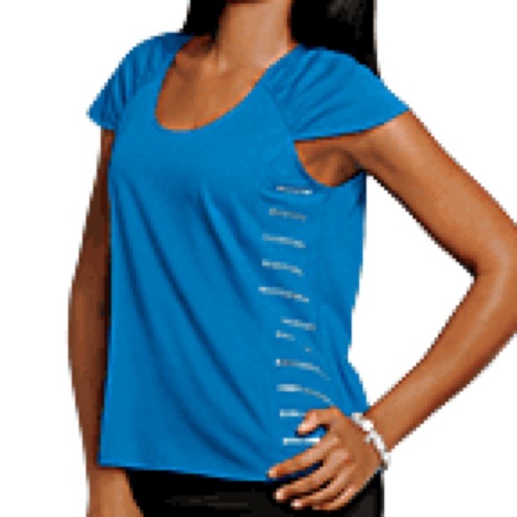 Top - Picture 2 of 2