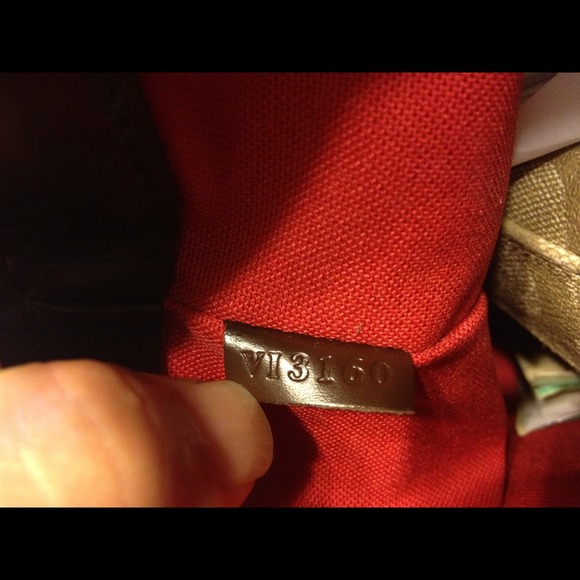 SOLD! Louis Vuitton Verona GM - Picture 3 of 4