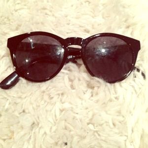H&M black cat eye sunglasses
