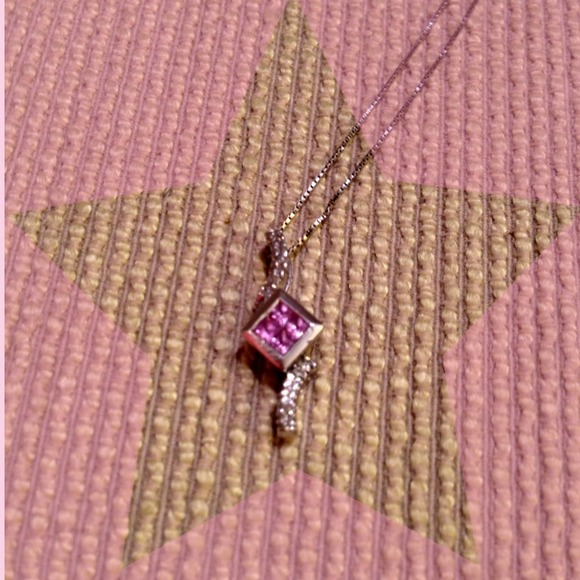 Diamond and Sapphire necklace