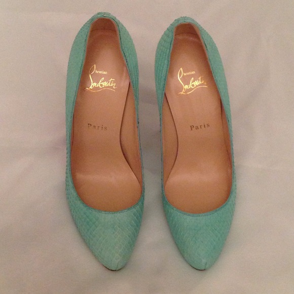 🚫🚫SOLD🚫🚫Christian Louboutin Rolando  Python