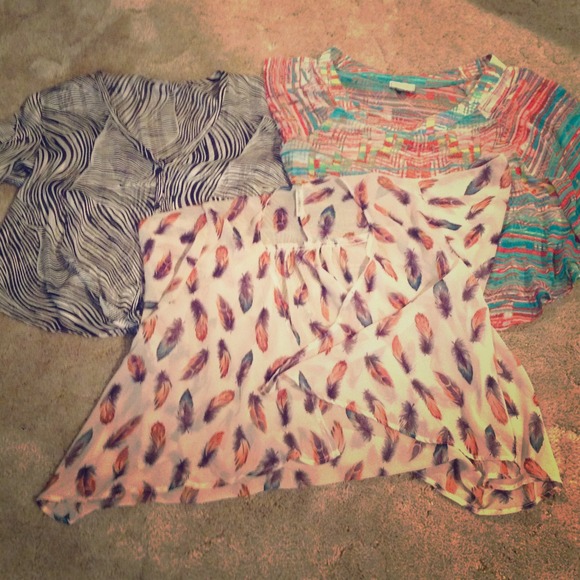 Printed sheer flowy tops bundle!