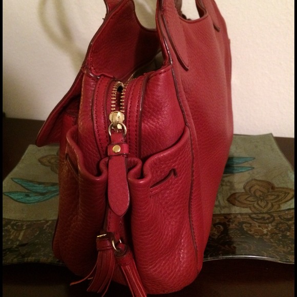 🎈🎉🎊HOST PICK🎉Cole HaanRed Handbag🌟low price - Picture 3 of 4