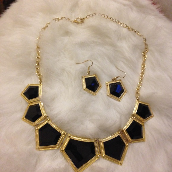 ON HOLD FOR @monicagwright Necklace and earrings
