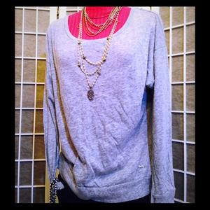 👛SOLD2 @King25👛 VS Grey L/S Scoop Neck Top