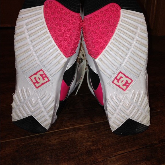 ❗️SOLD❗️DC snowboard boot! - Picture 2 of 4