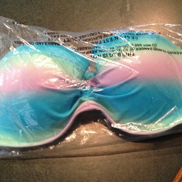 SOLD!! Bathing suit top make an offer