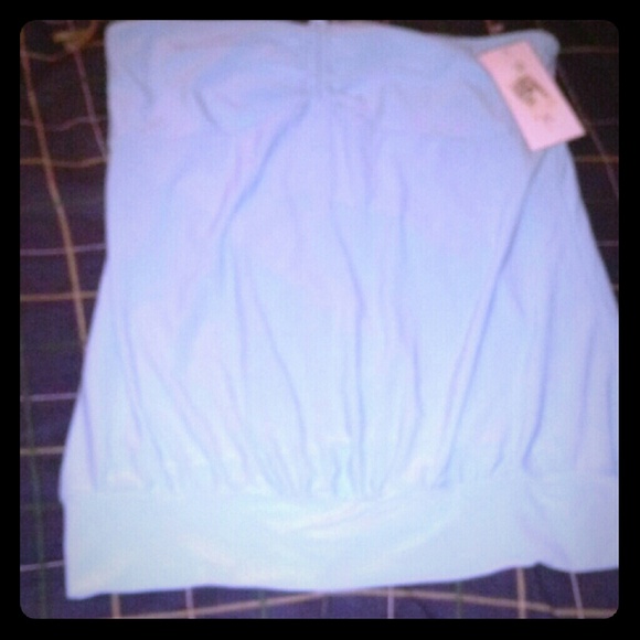 Sexy strapless soft green top