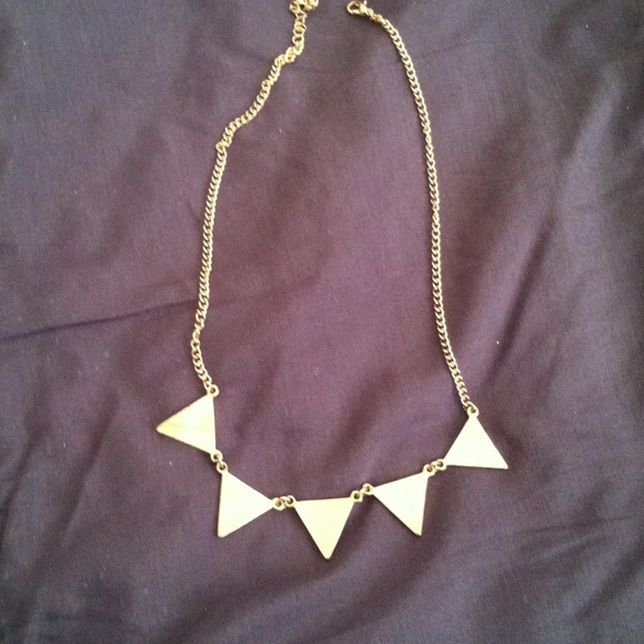 Gold and black necklace - Picture 2 of 2