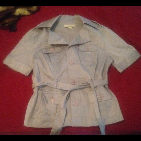 Gray short sleeved blazer. Never been worn.