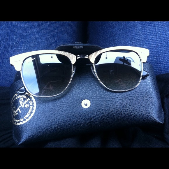 On hold for @csara!! Ray ban club masters