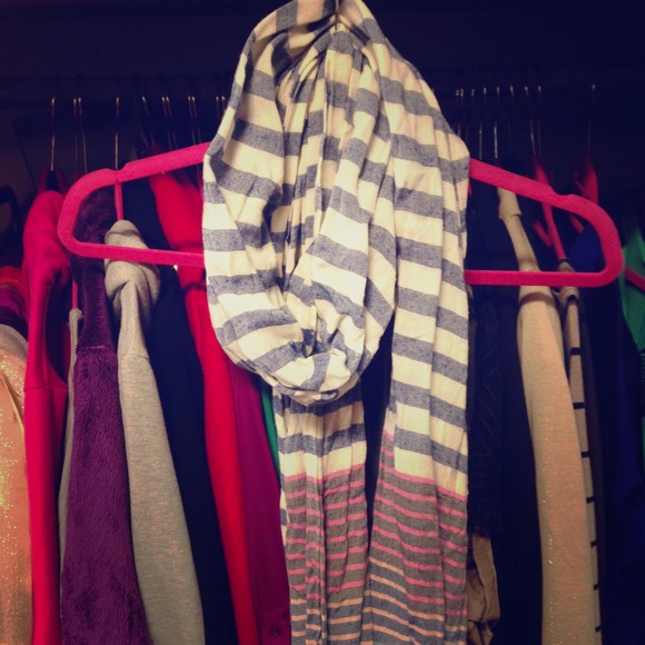 Striped scarf