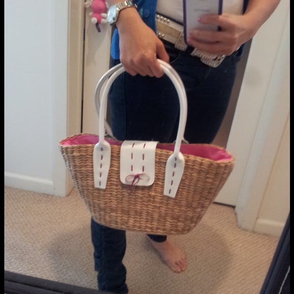 HP🎉🎀Beautiful straw bag - Picture 2 of 3