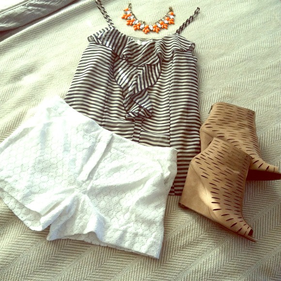 🎀SOLD🎀 Striped ruffle top