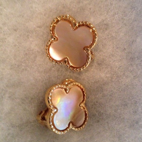 Clover earrings
