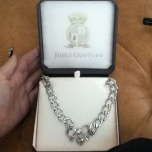 Juicy couture necklace