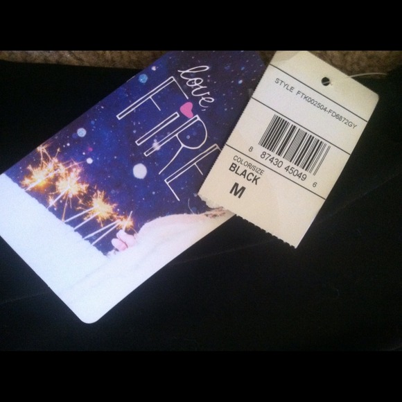 TRADED Velvet Bow Back Top - Picture 3 of 3