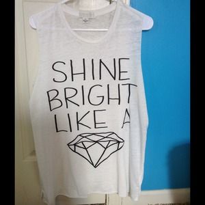❌SOLD❌Forever 21 - White "Diamond" T-Shirt Top