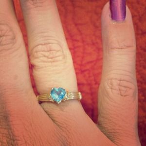 Heart shape turquoise gold banded ring