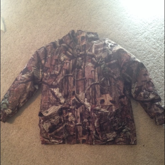 Cabela's mossy oak 2 in 1 hunting jacket