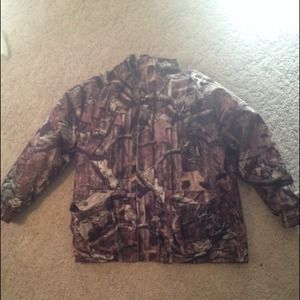 Cabela's mossy oak 2 in 1 hunting jacket